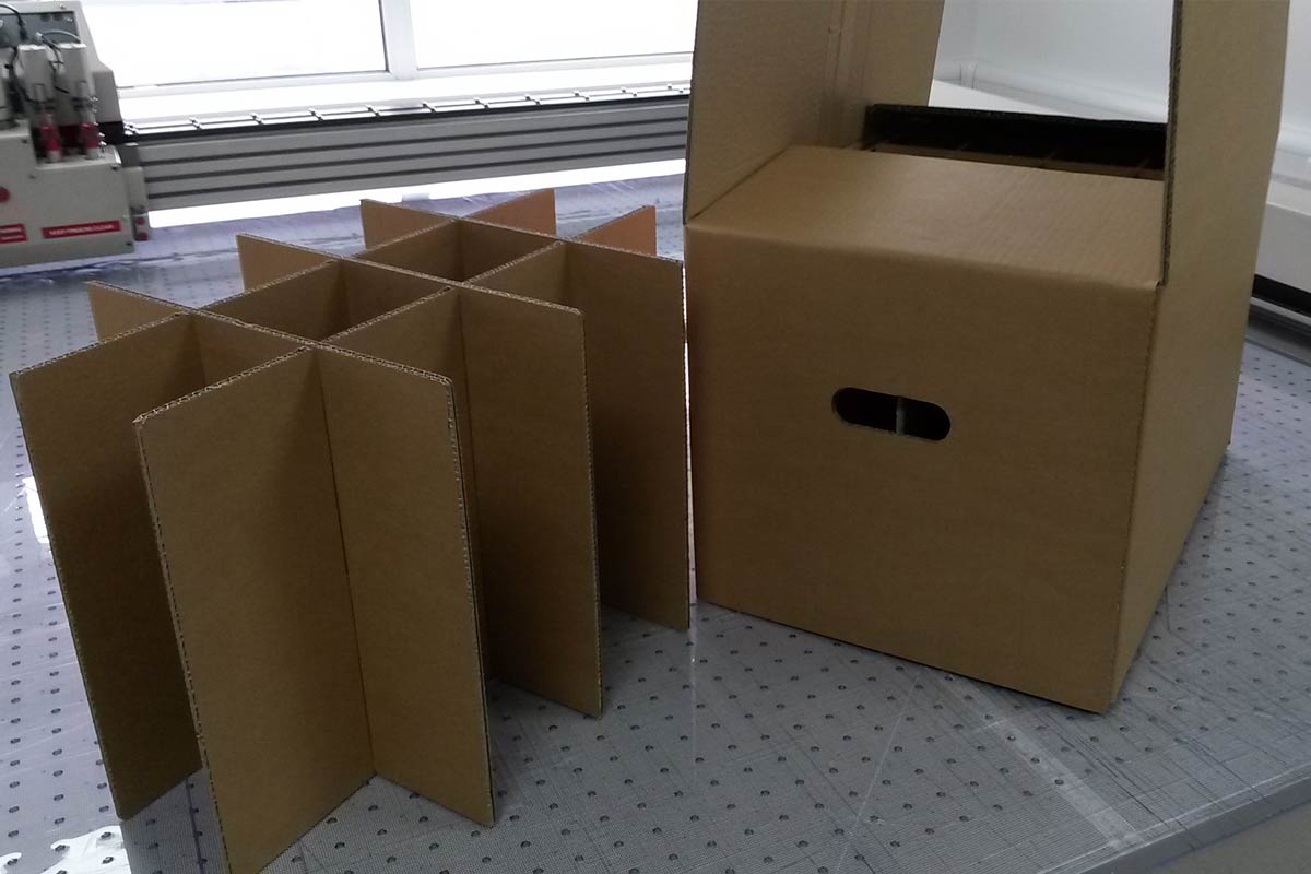 Картонные коробки